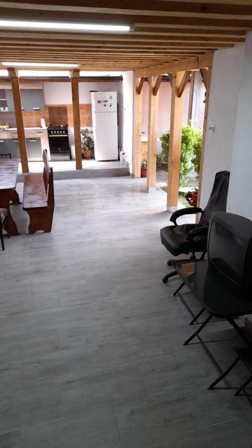 Casa Elena Eselnita 호텔 외부 사진