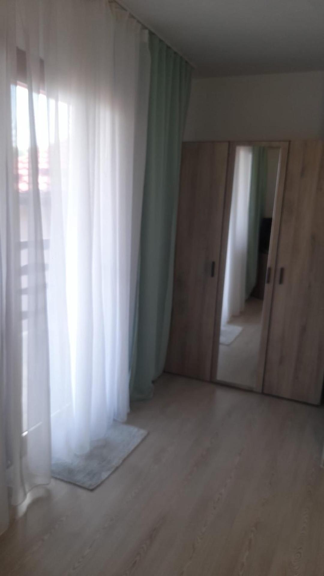 Casa Elena Eselnita 호텔 외부 사진